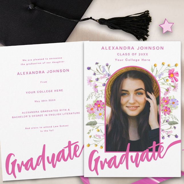 Anuncio Guión rosado moderno de autoría para graduados de  (Boho floral pink script graduate photo graduation announcement card)