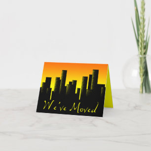 Anuncio hemos movido la invitación: paisaje urbano