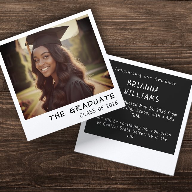 Anuncio Instant Camera Photo Retro Graduation (Instant Camera Photo Retro Graduation Announcement
)