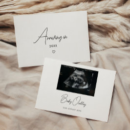 Anuncio Minimalistic Script Baby Arriving Pregnancy Photo