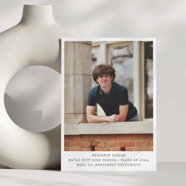 Anuncio Moderna clase de fotografía de graduación Minimali (Subido por el creador)