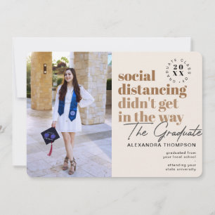 Anuncio Moderna Distancia Social Covid Photo Graduation