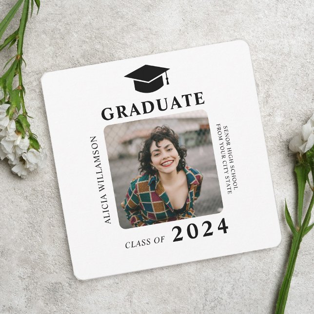 Anuncio Moderna y simple clase de fotografía de la graduac (Subido por el creador)