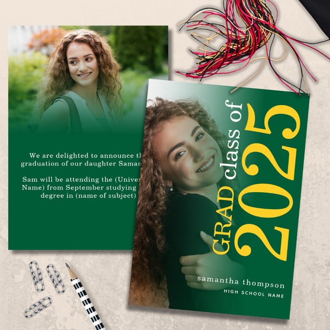 Anuncio Moderno 2 foto Yellow Green 2025 Graduación (front and back page)