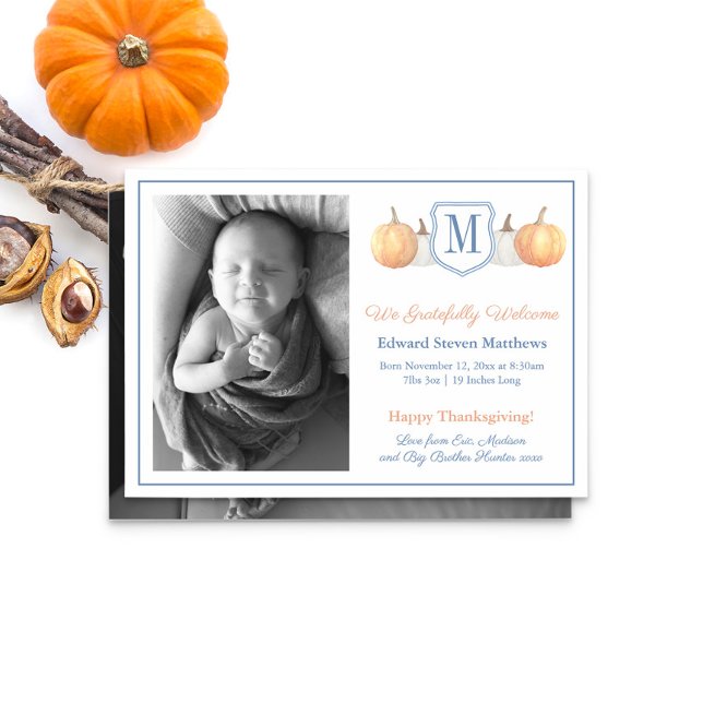 Anuncio Monograma Acción de Gracias Adopción Agradecida Na (Monogram White And Orange Pumpkins Birth Or Adoption Announcement Cards)