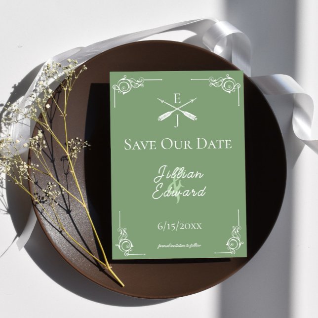 Anuncio Monograma Verde Moss y Flechas Guardan La Fecha (Moss Green Monogram and Arrows Save the Date)
