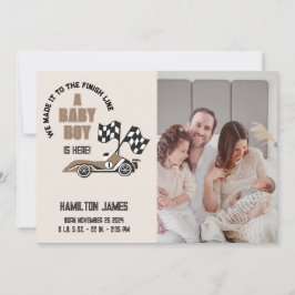 Anuncio Nacimiento de niño niño pequeño en coche de raza d