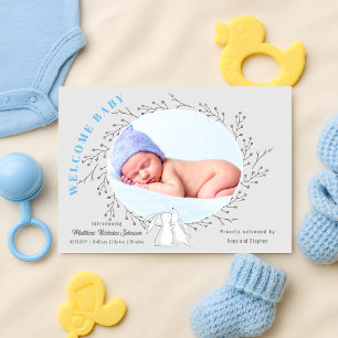 Anuncio Nacimiento del bebé de un conejito gris azul