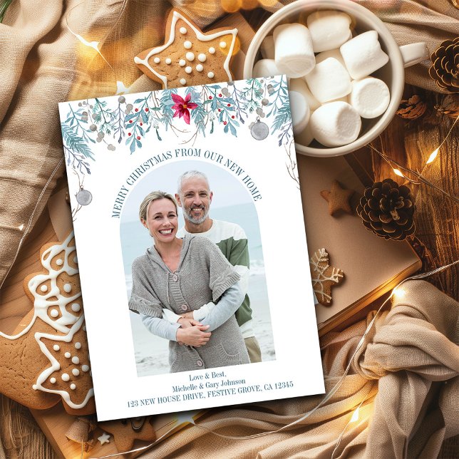 Anuncio Navidades de fotografía de arco elegante de invern (New Home Christmas Photo Card from the Holiday Moving Announcements Collection by Darling & May)