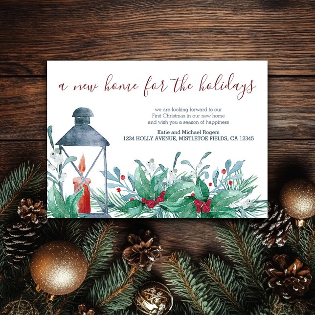 Anuncio Nuevo hogar para los días festivos Holly Mistletoe (New Home for the Holidays Card from the Holiday Moving Announcements Collection by Darling & May)