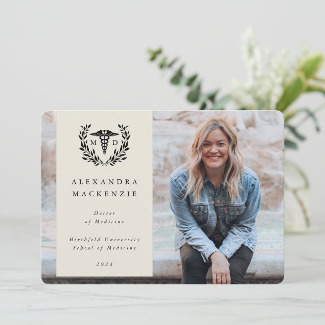 Anuncio Oyster MD Médica Caduceus+ Laurel Graduación Foto (Anverso de pie)