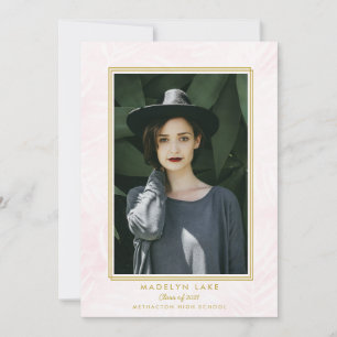 Anuncio Palmas rosas lavadas y foto graduada con marco dor