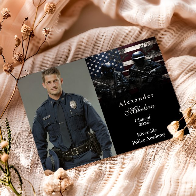 Anuncio Photo SWAT Team American Flag Graduation (Subido por el creador)