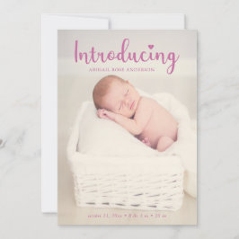 Anuncio Presentamos a la chica rosada con letras de mano e