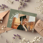 Anuncio Quirky Stars Sage Green Grad Photo Thank You<br><div class="desc">Quirky and whimsical graduation announcement photo card featuring a photo on the front and 1 on the back. The text says "thank you" in quirky hand writing with stars and confettis. Add the graduate's name,  information,  and message to personalize this card. Sage green.</div>