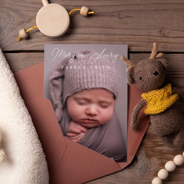 Anuncio Recién nacido de escritura de firma de nombre blan (Subido por el creador)