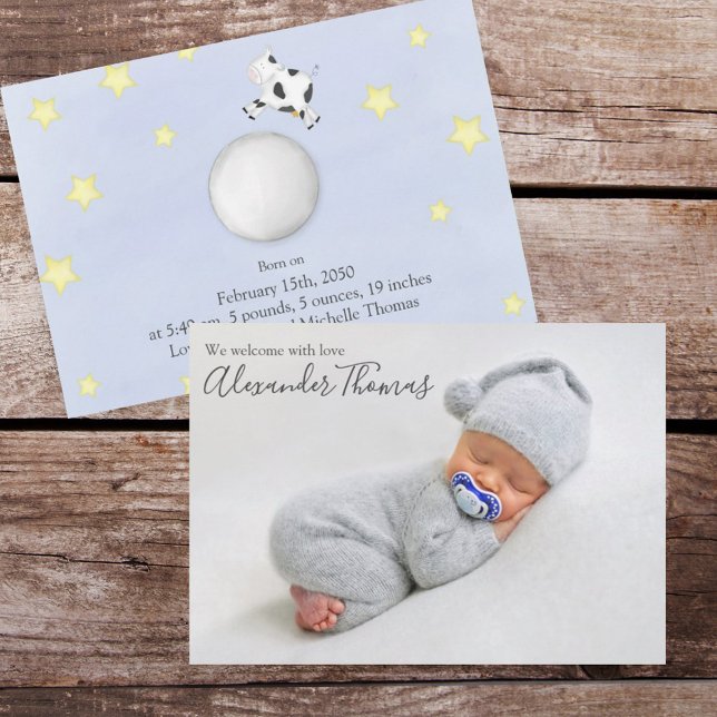 Anuncio Rhyme de foto de un recién nacido azul (Baby announcement with light blue and stars. )