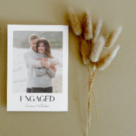 Anuncio Simple y moderno 3 Photo Script Engagement Party