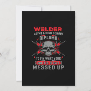 Anuncio Soldado Usando Un Diploma De Secundaria Para Arreg