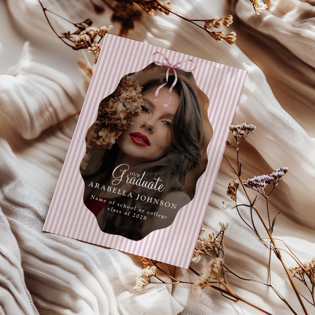 Anuncio Sweet Pinstriped Pink Bow Photo Graduation (Subido por el creador)