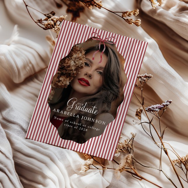 Anuncio Sweet Pinstriped Red Bow Photo Graduation (Subido por el creador)