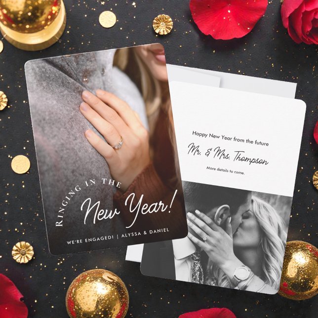 Anuncio Tocando en el compromiso del año nuevo (Ringing in the New Year! Photo engagement announcement cards.)