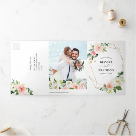 Anuncio Tríptico Pastel Rosado Hermoso Rosas Florales Botánicas Bod