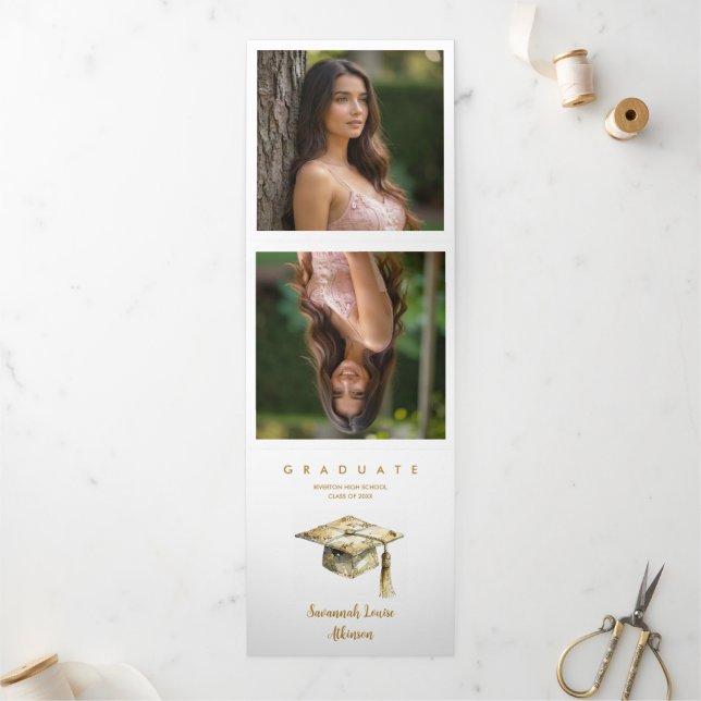 Anuncio Tríptico Sophisticated Graduation Cap Pastel Tones Glitter (Exterior)