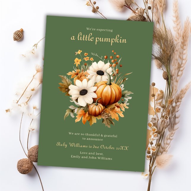 Anuncio Verde Olivo Que Espera Un Pequeño Embarazo De Cala (We're Expecting A Little Pumpkin Pregnancy Announcement Card)