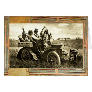 APACHES Y GERONIMO CONDUCIENDO UN AUTOMÓVIL