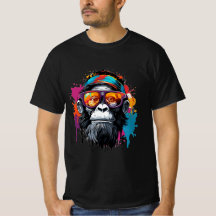 Ape urbano: Arte de camisetas de colores en graffi