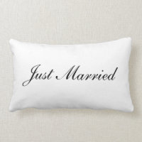 Apenas almohada casada