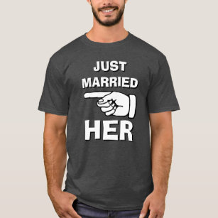 Apenas casado lo su camiseta fijó para los