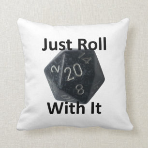 Apenas rollo con él almohada de tiro