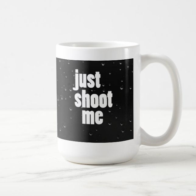 Apenas tíreme taza de café (Derecha)