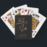 Apuesta a la carta de oro de los Estados Unidos a<br><div class="desc">¡Que sepan que vale la pena apostar con estos favores de cartas de boda! ¡Genial como un favor,  o como un regalo para la fiesta de bodas! ¡Úsalo para un Boda o para un Partido de Compromiso! Personalizar con sus nombres y fecha de boda. Variante negra y dorada</div>
