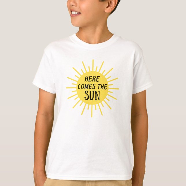 Aquí Viene La Camiseta Del Sol (Anverso)
