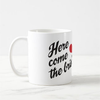 Aquí viene la taza de café de las novias para dos