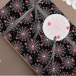 Araña rosa de Halloween de coordinación y etiqueta