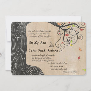 Árbol de colores de otoño en la invitación a la bo