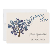 Árbol de corazón azul en invitación a matrimonio d