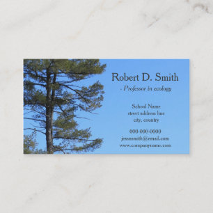 árbol de hoja perenne en tarjetas de perfil cientí