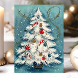 Árbol De Navidad Blanco En La Escena De Los Navida<br><div class="desc">Árbol De Navidad Blanco En La Escena De Navidades De Nieve Postales De Festividad. Este diseño presenta un hermoso árbol de navidad blanco de invierno nevado en el bosque con caída de nieve. Qué hermosa escena de vacaciones retro.</div>