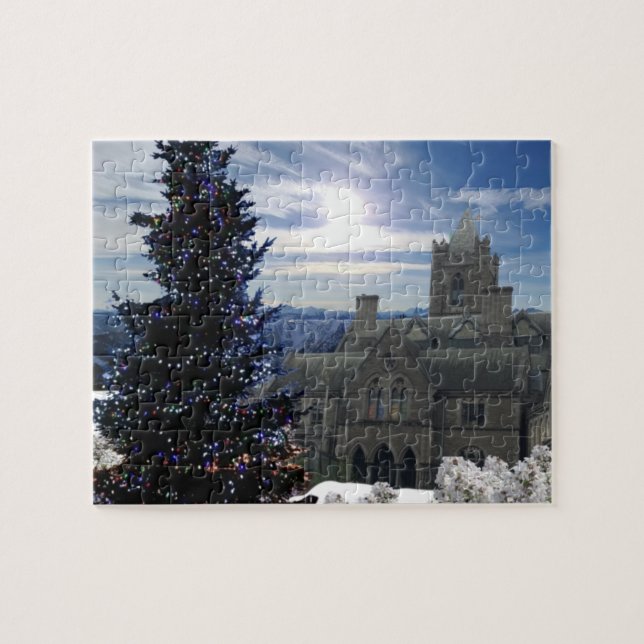 Árbol de Navidad con rompecabezas de antigua igles (Horizontal)