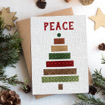 Árbol de Navidad Rústico Burlap de la Paz<br><div class="desc">Esta carta de Navidades rústicos presenta la palabra "Paz" con un tipo de letra rojo angustiada encima de un collage de árboles navideños con patrones de faux burlap rojo, verde y marrón en un fondo de lino beige. Personalizar al revés con tu mensaje, nombres de familia y fecha en rojo....</div>