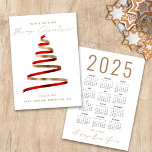 Árbol de oro rojo 2024 Calendario Feliz Navidad<br><div class="desc">Elegante Red Gold Tree 2024 Calendar Merry Christmas está en un elegante guión de estilo manuscrito. Con un práctico calendario de 2024 en la parte trasera para sus destinatarios y un saludo de Año Nuevo Feliz.</div>