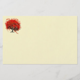 Árbol Rústico De Hojas De Corazón Rojo Girado