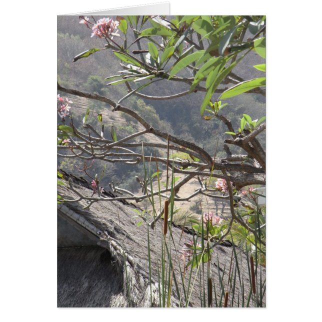 Árbol sobre un tejado cubierto con paja - tarjeta (Frente)