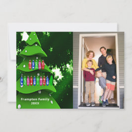 Árbol verde falso de Navidad con tarjeta plana de