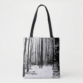 Árboles en la bolsa de asas de la nieve